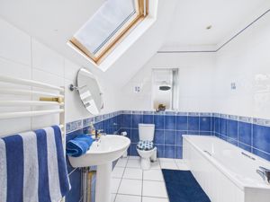 Family Bathroom- click for photo gallery